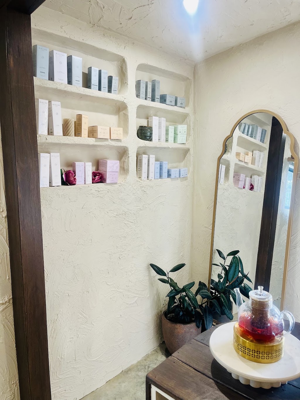 High Maintenance Heaven | 96 Old Hume Hwy, Yerrinbool NSW 2575, Australia | Phone: 0448 016 714