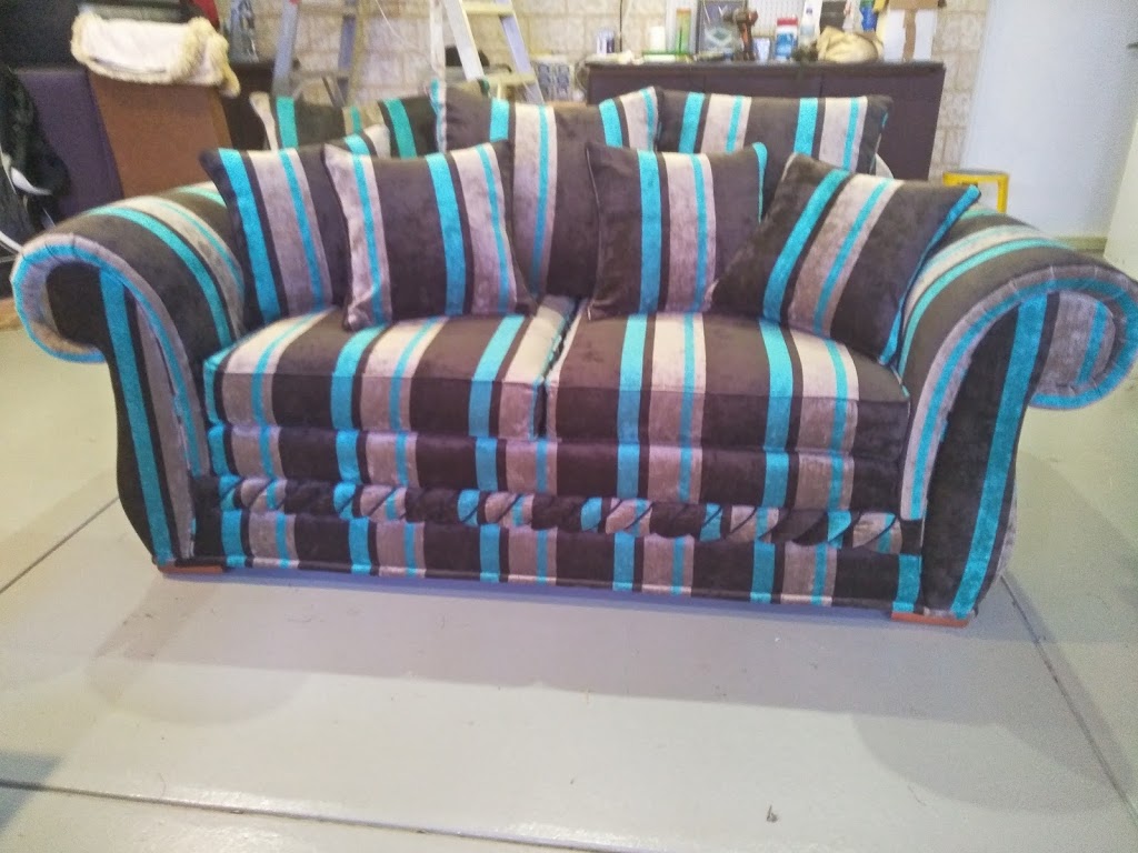 Phils Upholstery | furniture store | 17 Torwood Edge, Halls Head WA 6210, Australia | 0413776223 OR +61 413 776 223