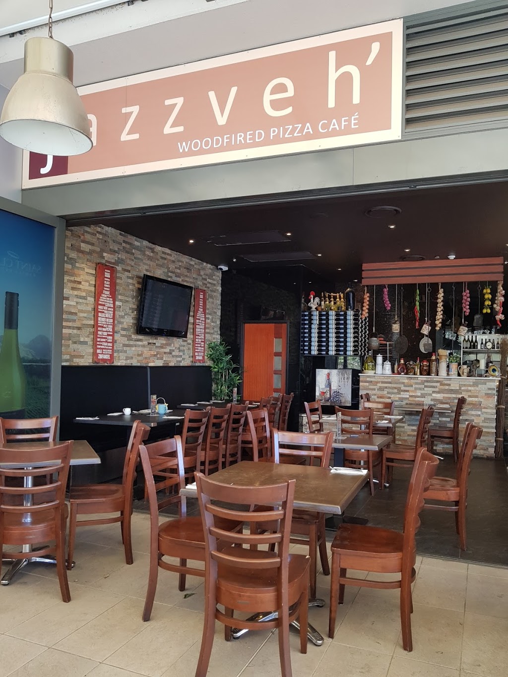 Jazzveh Woodfired Pizza - Italian Restaurant Bella Vista | G.03, 5 Celebration Dr, Bella Vista NSW 2153, Australia | Phone: (02) 8883 5276