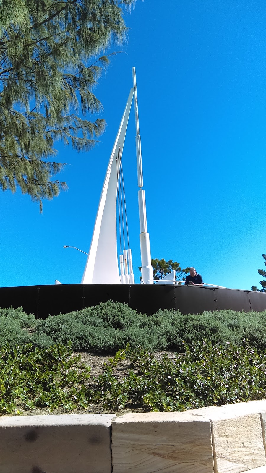 Sandy White Memorial Park | park | Point Vernon QLD 4655, Australia | 1300794929 OR +61 1300 794 929