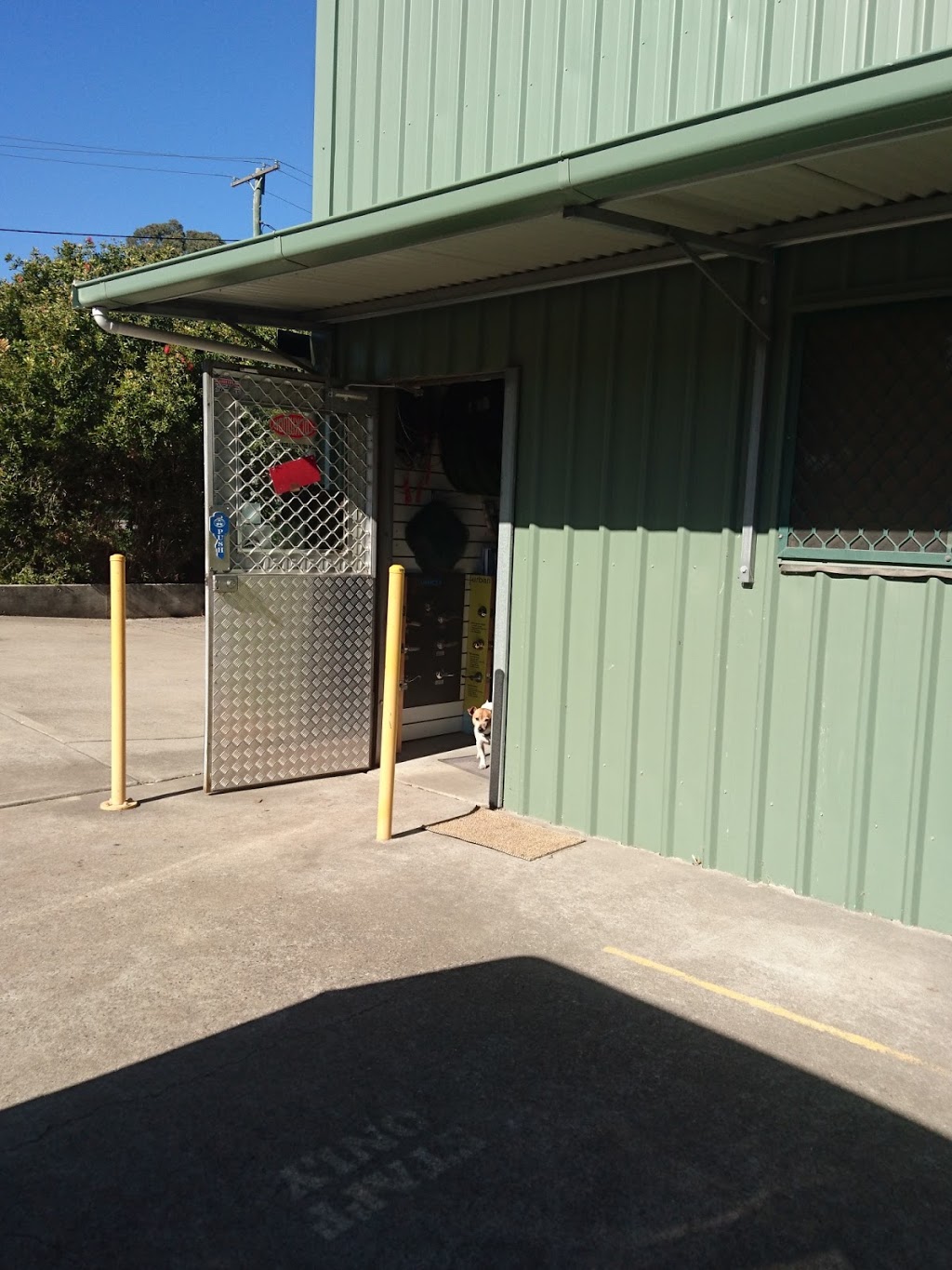 Elks Enterprises | locksmith | 6 Thiess Cres, Muswellbrook NSW 2333, Australia | 0265411913 OR +61 2 6541 1913