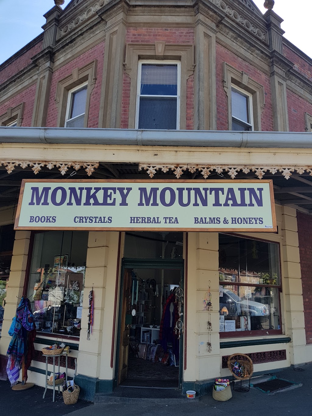 Monkey Mountain Maldon | 61 Main St, Maldon VIC 3463, Australia | Phone: 0428 611 034