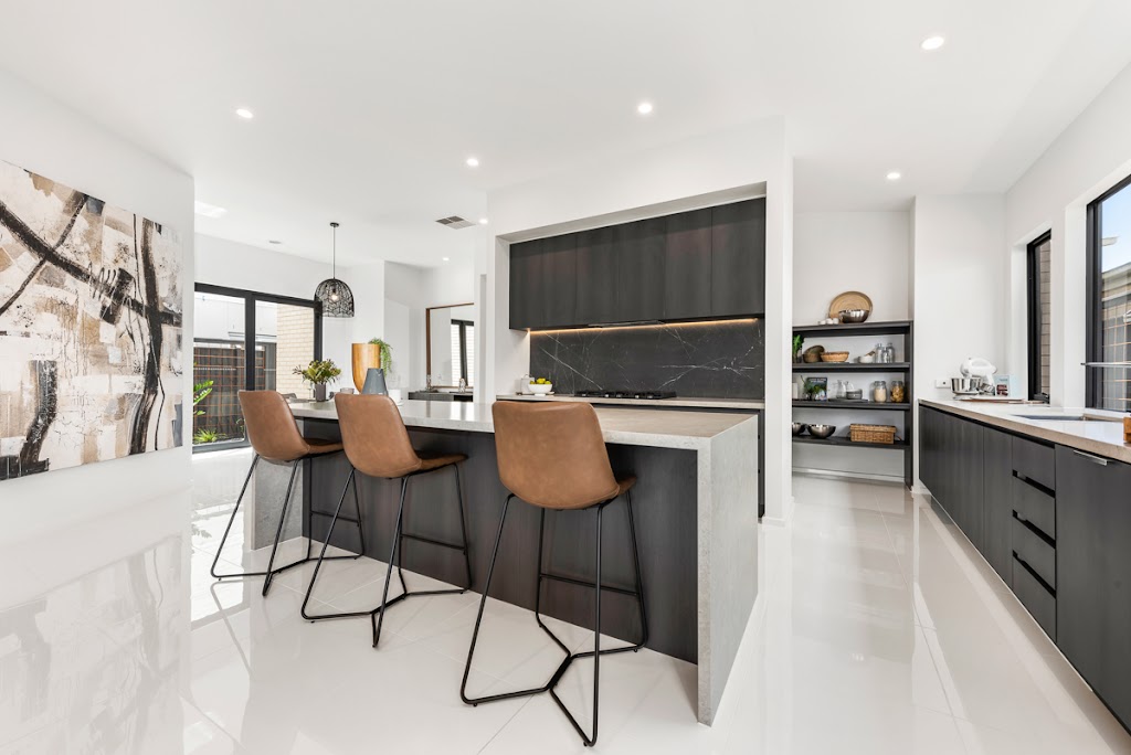 Sienna Homes - Canopy Estate | 18 Snead Bvd, Cranbourne VIC 3977, Australia | Phone: 0437 525 122