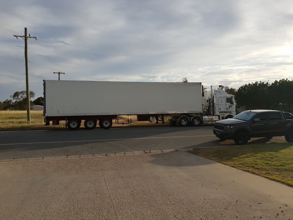 Farey Transport & Trading | 16 Say St, East Wagga Wagga NSW 2650, Australia | Phone: (02) 6971 0767