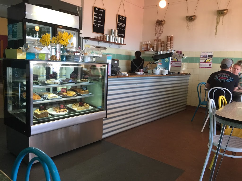 Jo and Co Café | cafe | 74 Main Rd, Penguin TAS 7316, Australia | 0447617215 OR +61 447 617 215