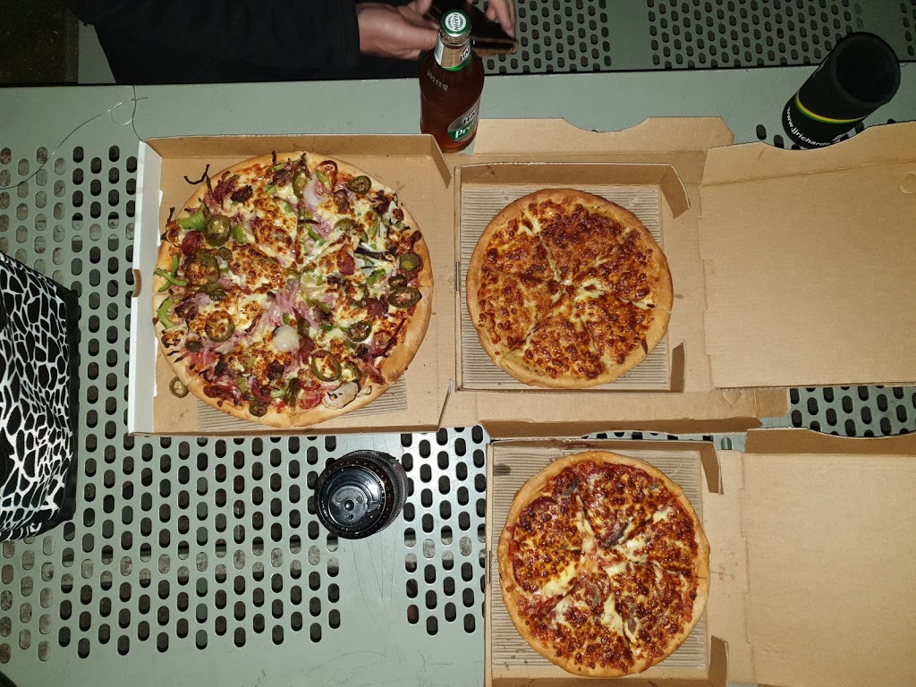 Scottys Pizza | 15/63 St Andrews Dr, Tewantin QLD 4565, Australia | Phone: (07) 5231 9866