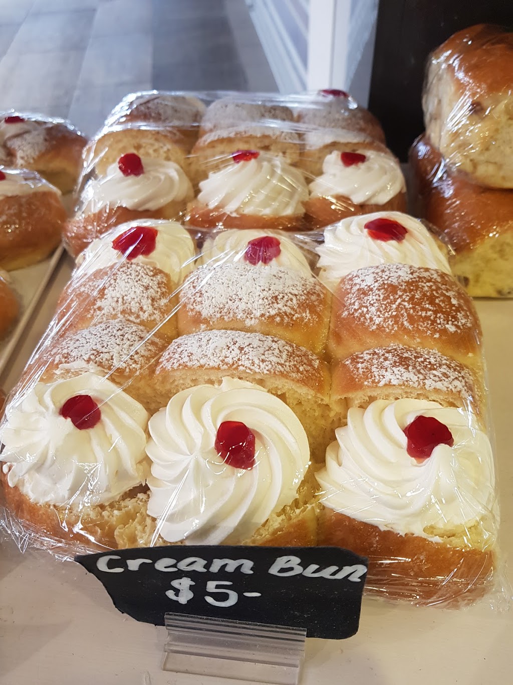 MS Bakehouse | bakery | 100 Macquarie Rd, Ingleburn NSW 2565, Australia