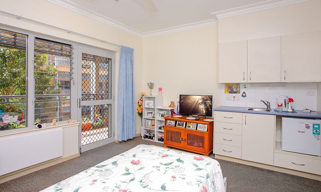 Southern Cross Care St Josephs Residential Aged Care | 1-9 Blundell Blvd, Tweed Heads South NSW 2486, Australia | Phone: 1800 632 314