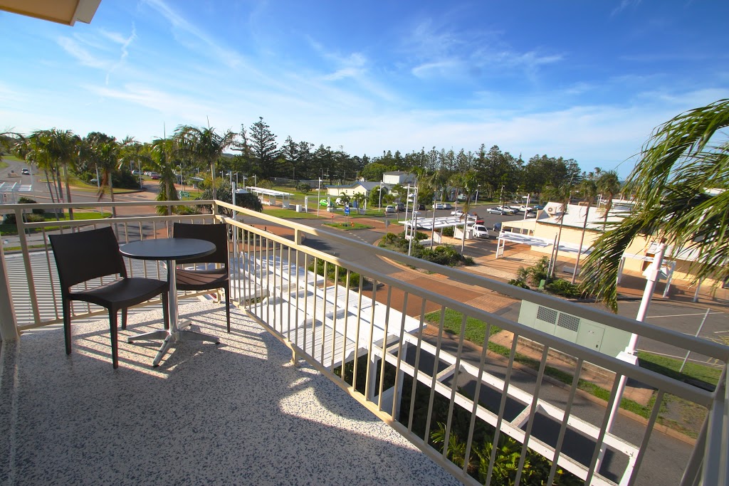 Endeavour Inn Emu Park | real estate agency | 18 Hill St, Emu Park QLD 4710, Australia | 0749396777 OR +61 7 4939 6777