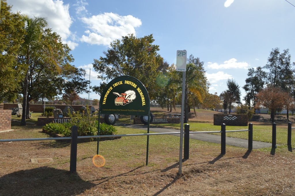 Tamworth Truck Drivers Memorial | park | Hillvue NSW 2340, Australia