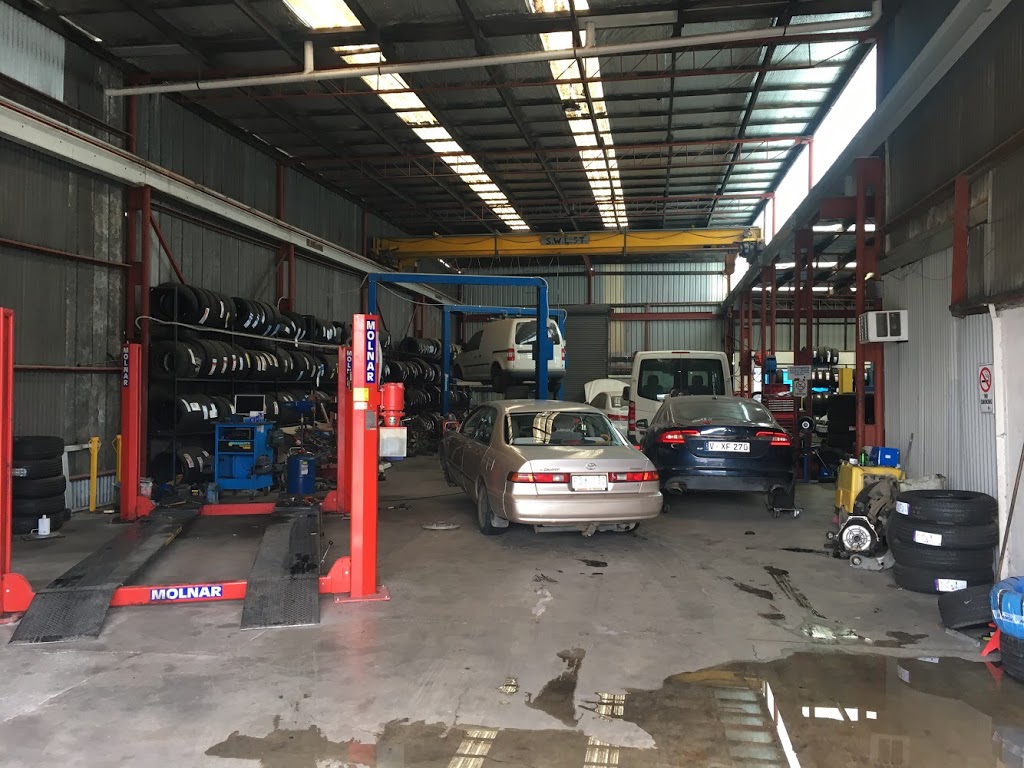 Sunshine Tyres Shop | car repair | 45 Market Rd, Sunshine VIC 3020, Australia | 0385283302 OR +61 3 8528 3302