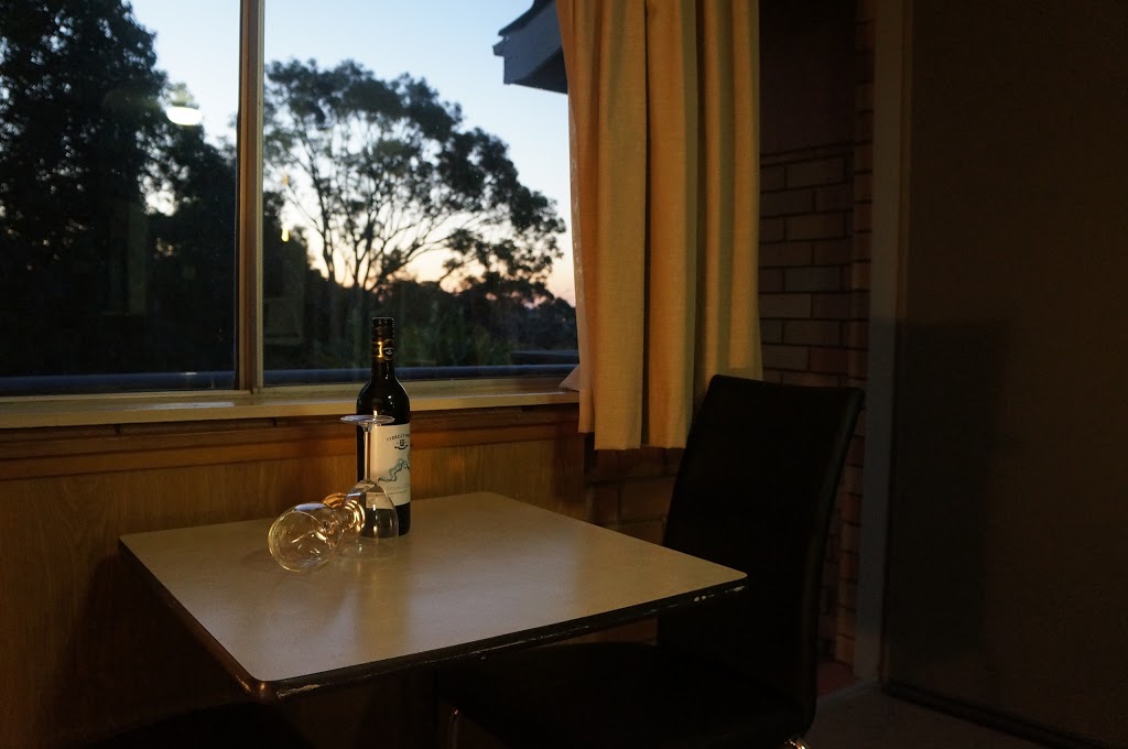 Panorama Motor Inn Hotel | 256 Pacific Hwy, Charlestown NSW 2290, Australia | Phone: (02) 4943 3144