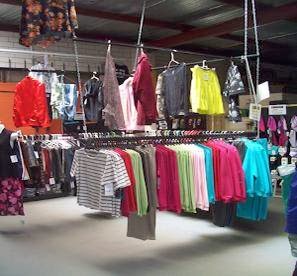 Fashions2U | clothing store | 1/15 Moresby Ave, Seaford VIC 3198, Australia | 0397736166 OR +61 3 9773 6166