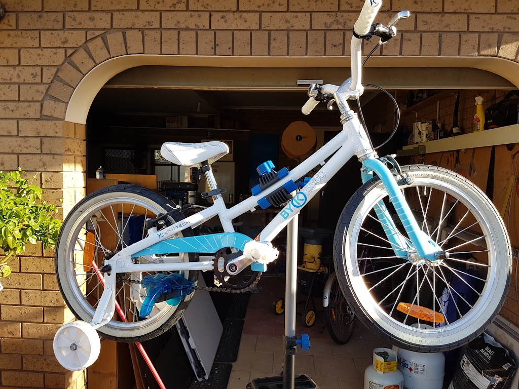 On Your Bike, Bicycle Cleaning | 2 Thackeray Quadrant, Avondale Heights VIC 3034, Australia | Phone: 0411 205 313