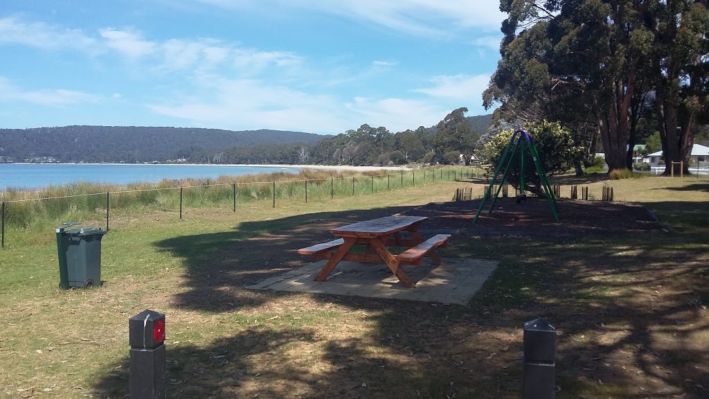 Serenity Holiday House | 630 Adventure Bay Rd, Adventure Bay TAS 7150, Australia