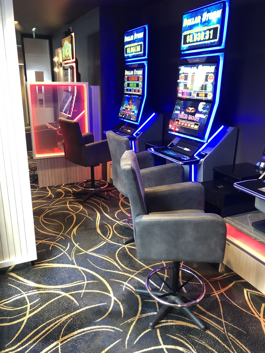 Australian Gaming Stools | 77 Pacific Cres, Maianbar NSW 2230, Australia | Phone: 0409 522 796