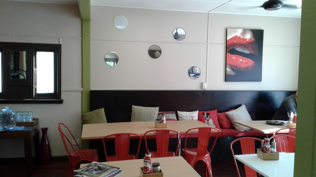 Ineeta Cafe | 7-9 Byrne St, Moyhu VIC 3732, Australia | Phone: (03) 5727 9184