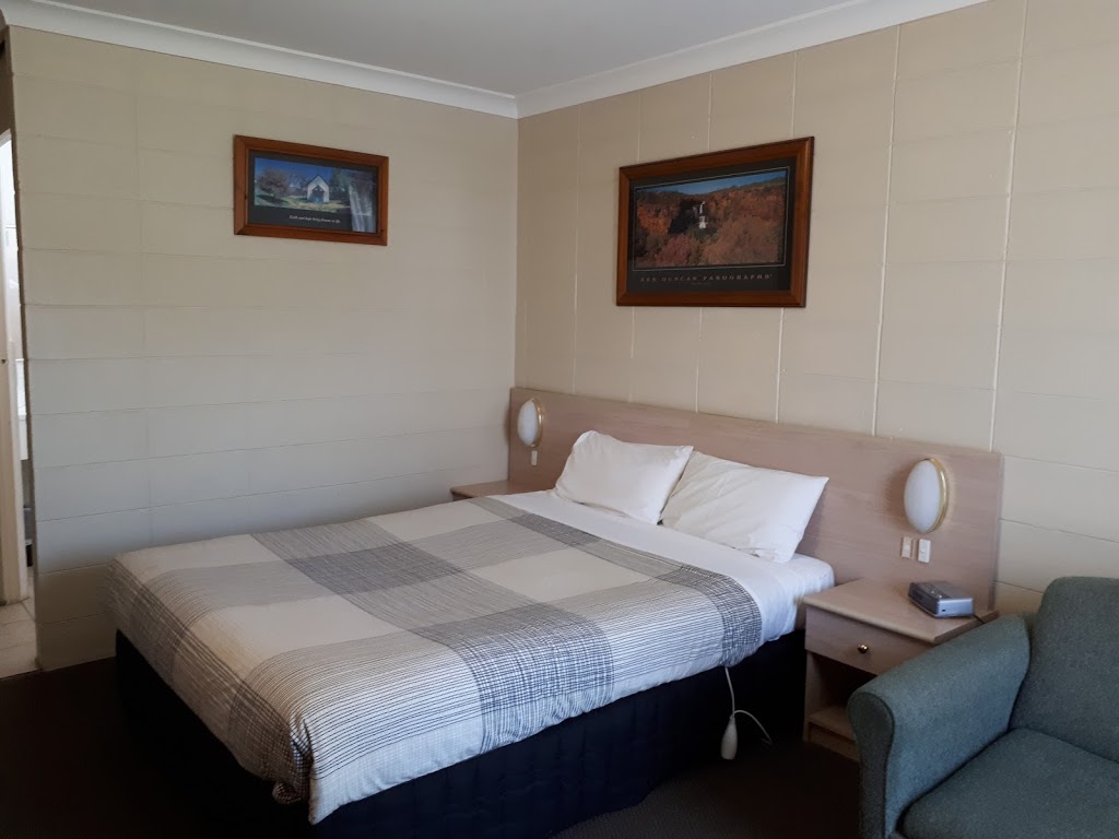 Cootamundra Gardens Motel | 96-98 Sutton St, Cootamundra NSW 2590, Australia | Phone: (02) 6942 1833