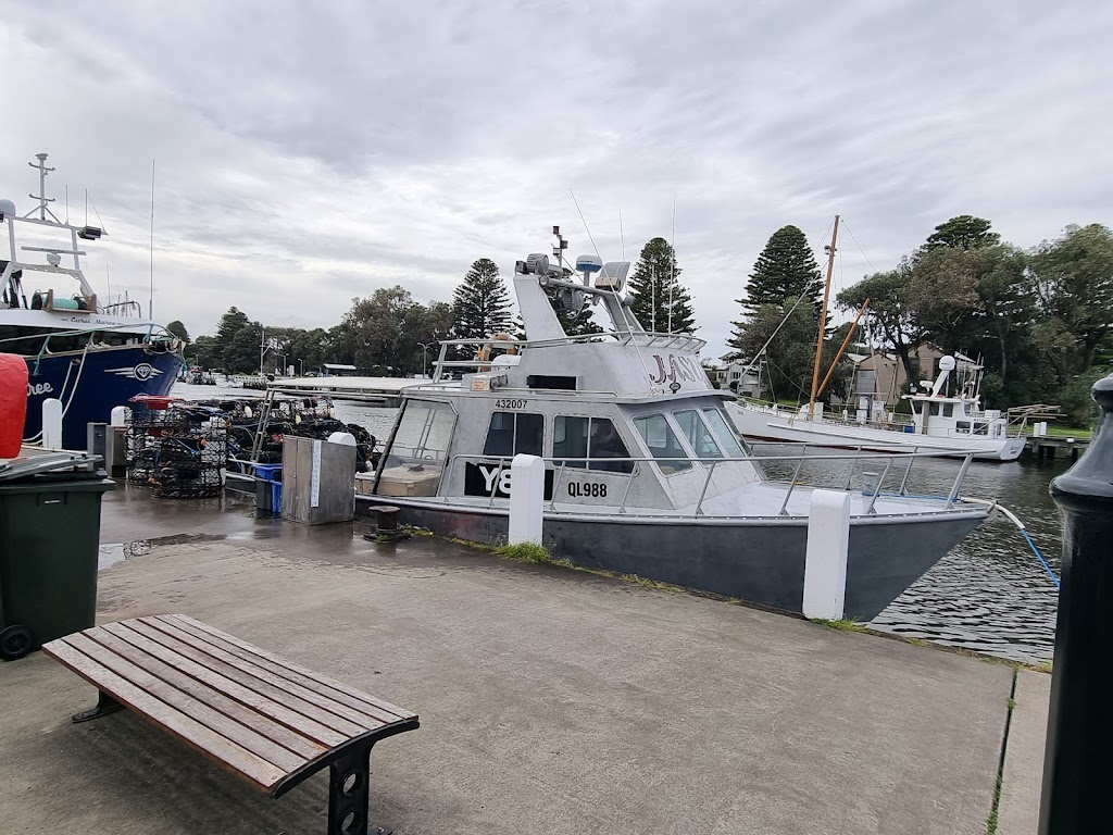 Off The Boat Port Fairy | maritime complex, Port Fairy VIC 3280, Australia | Phone: 0478 043 710