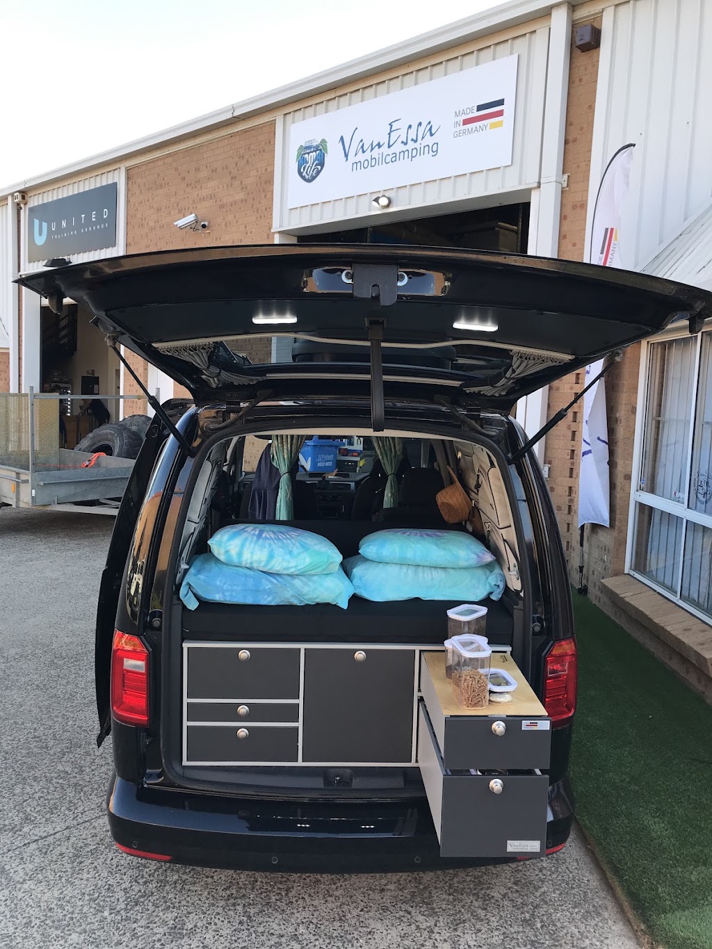 VanEssa mobilcamping Australia | 3/11 Mill Rd, Campbelltown NSW 2560, Australia | Phone: (02) 9239 4100