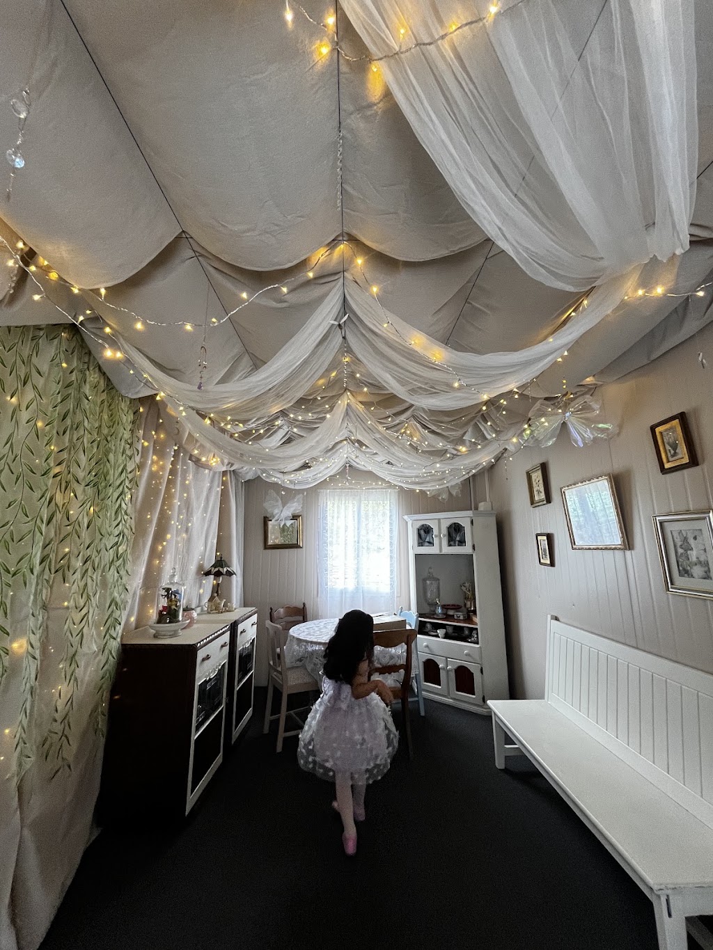 Fairytale Bridge | 1075 Heidelberg - Kinglake Rd, Hurstbridge VIC 3099, Australia | Phone: 0491 085 467
