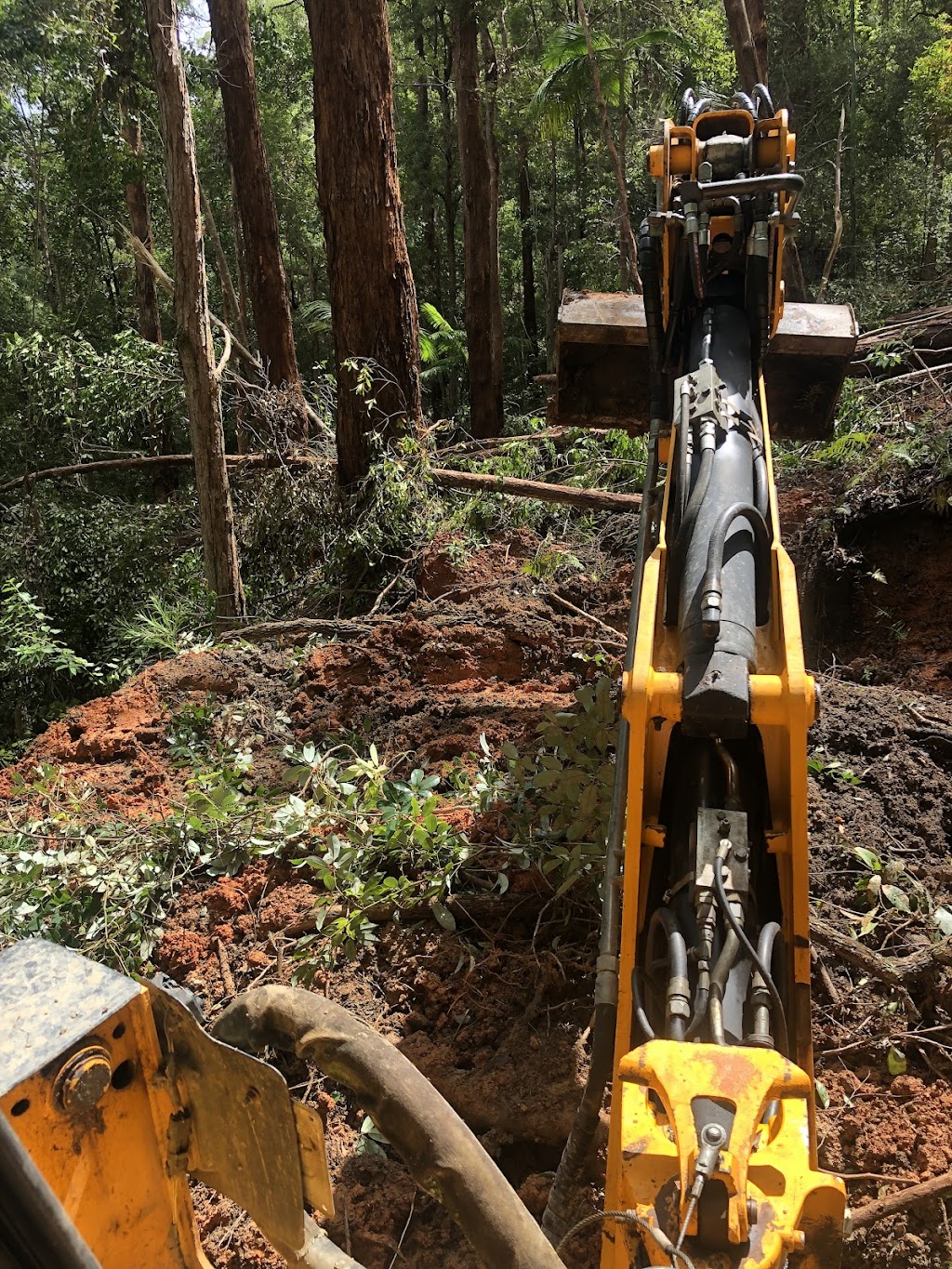 OLoughlan Civil Contrators | 962 Main Arm Rd, Main Arm NSW 2482, Australia | Phone: 0428 845 091