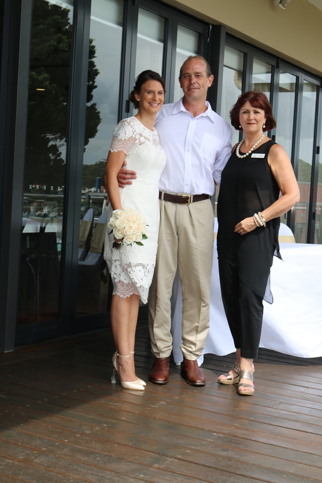 Karen Ambrose Weddings | 8 Lowana Cl, Tapitallee NSW 2540, Australia | Phone: 0418 799 694