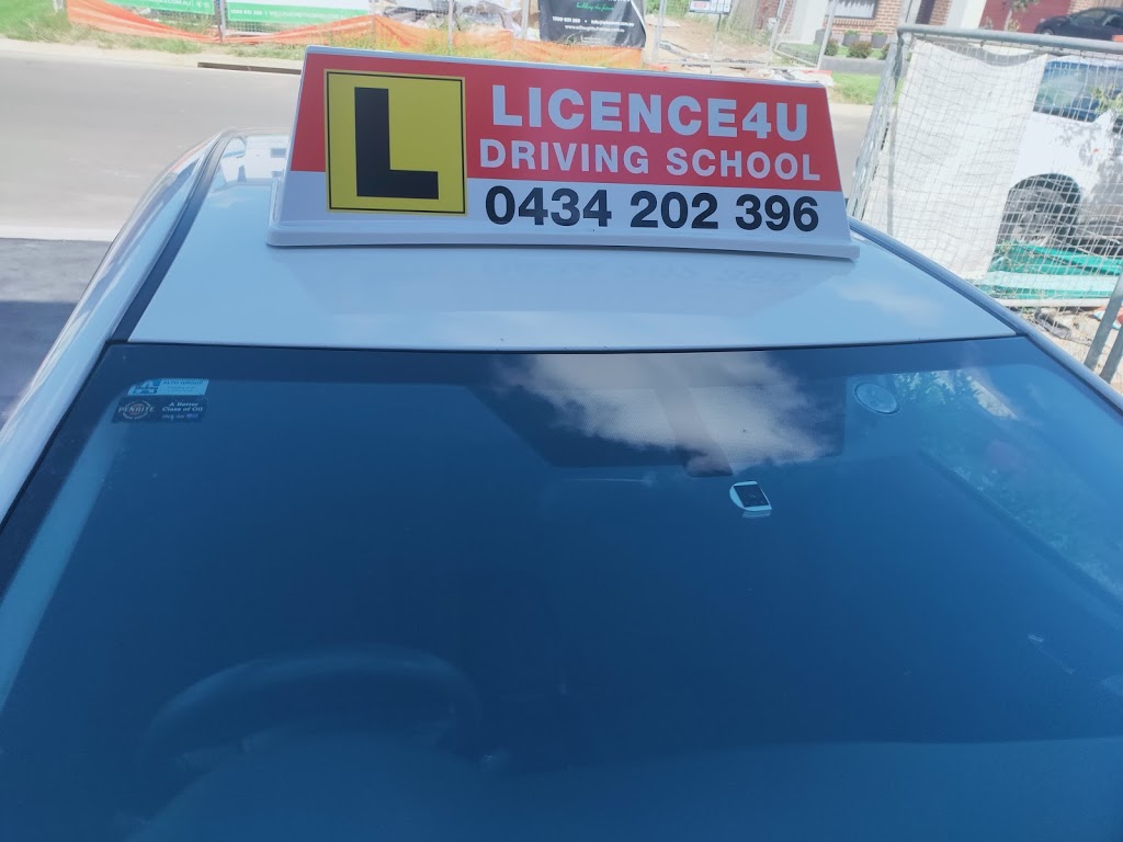 LICENCE4U driving school | 112 Bolwarra Dr, Marsden Park NSW 2765, Australia | Phone: 0434 202 396