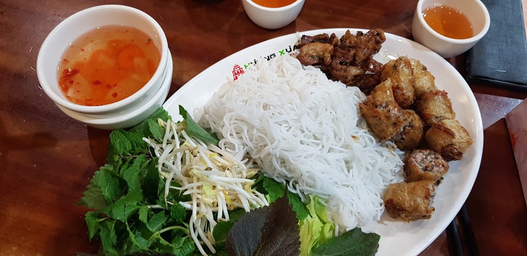 Huong Xua Canley Heights | restaurant | 4/217-219 Canley Vale Rd, Canley Heights NSW 2166, Australia | 0287644117 OR +61 2 8764 4117
