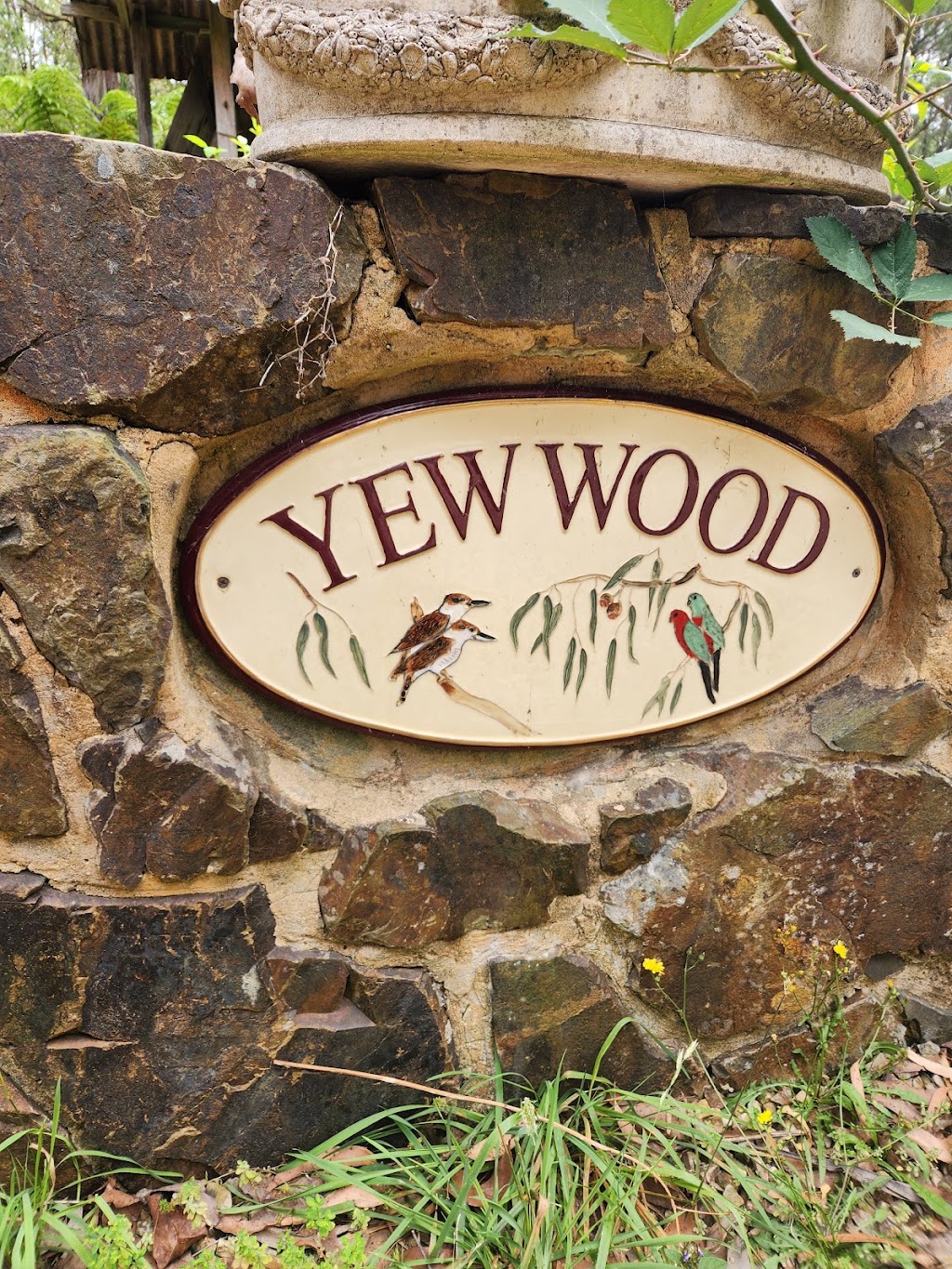 flowers of yewwood | 19 Old Glenburn Rd, Kinglake VIC 3763, Australia | Phone: 0400 622 819