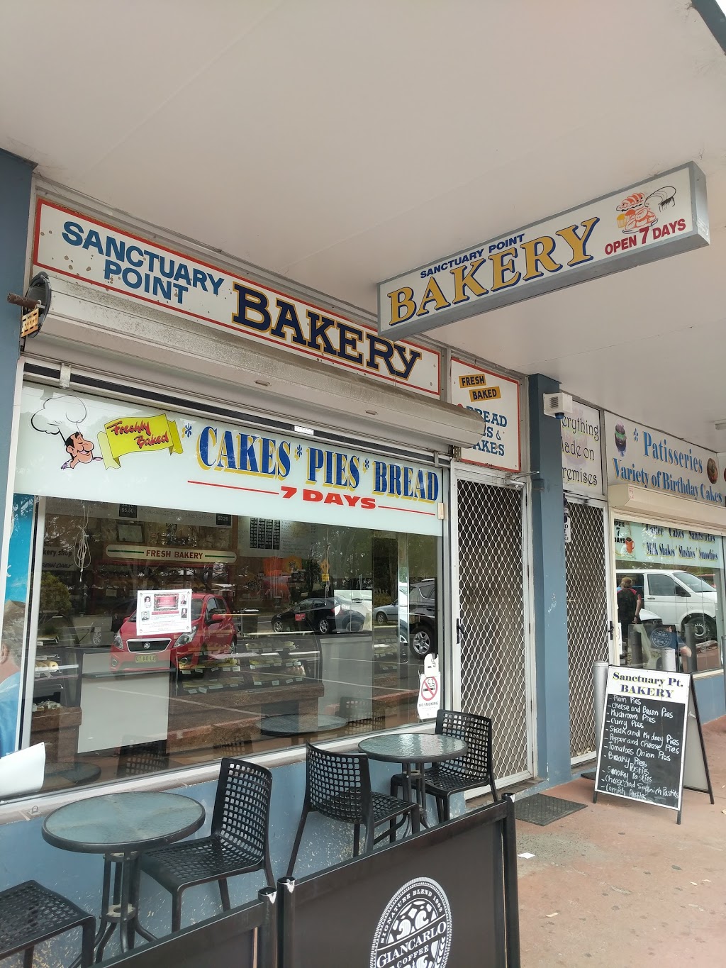 Sanctuary Point Bakery | bakery | 22 Paradise Beach Rd, Sanctuary Point NSW 2540, Australia | 0244430968 OR +61 2 4443 0968