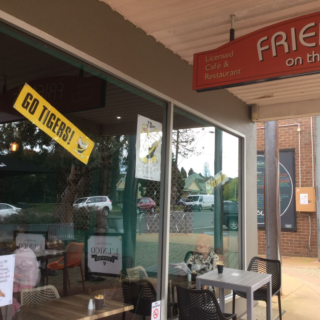 Friends on The Hill | cafe | 104 Main Rd, Monbulk VIC 3793, Australia | 0397520022 OR +61 3 9752 0022