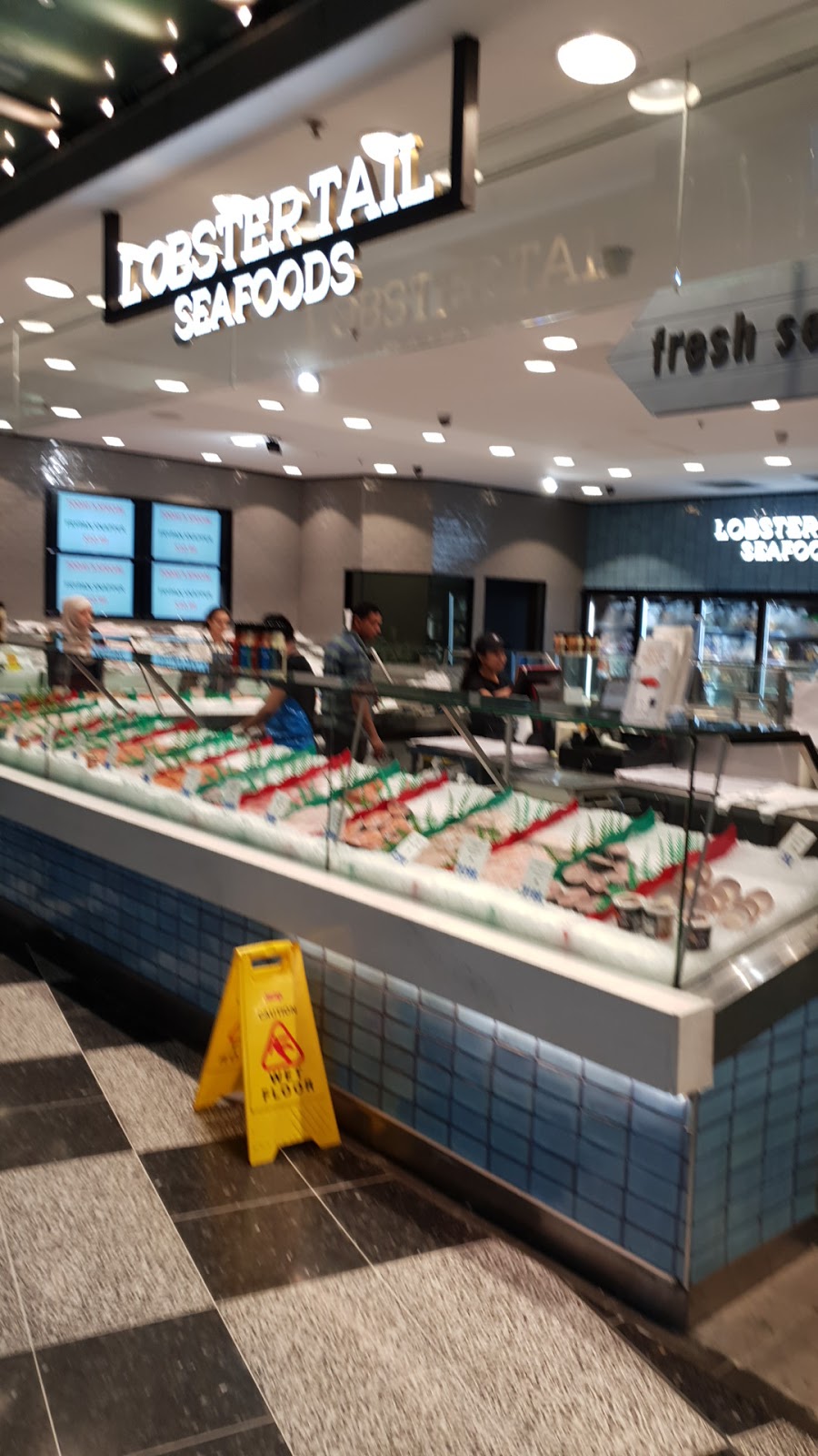 Lobster Tail seafood Bankstown | Shop 242 Bankstown Central Shopping Center, Bankstown NSW 2200, Australia | Phone: (02) 9793 3823