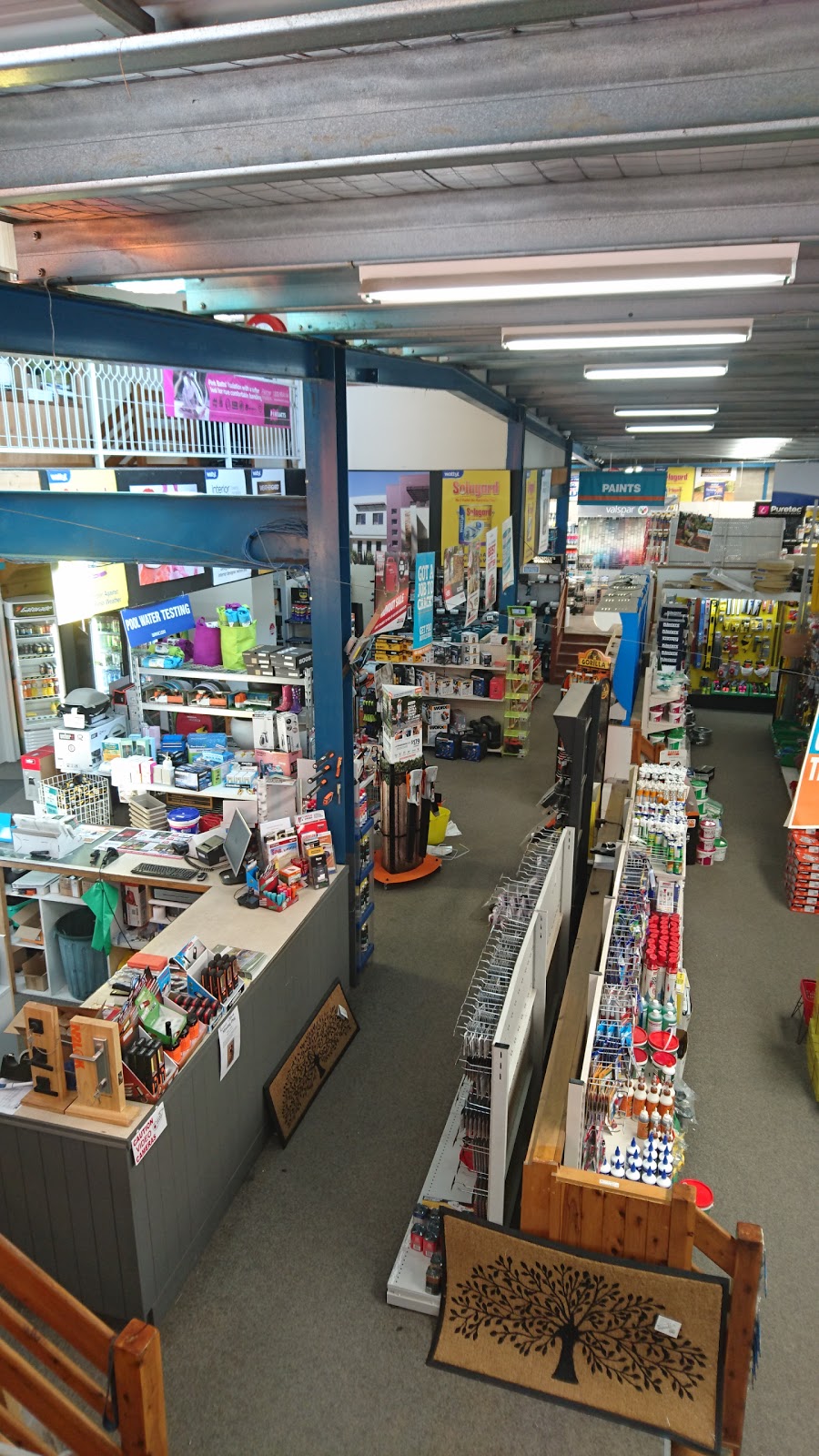 Hoogies of Yarra Glen | hardware store | 9-15 Bell St, Yarra Glen VIC 3775, Australia | 0397301611 OR +61 3 9730 1611