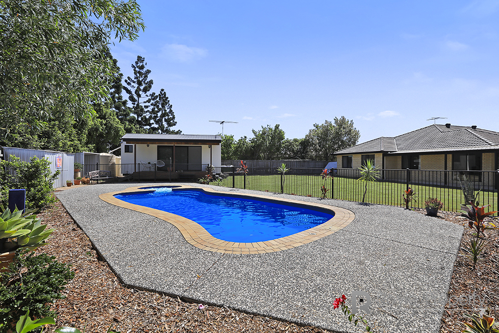 Brisbane Pool Safety | general contractor | 1 Corvus Dr, Cashmere QLD 4500, Australia | 0457520953 OR +61 457 520 953