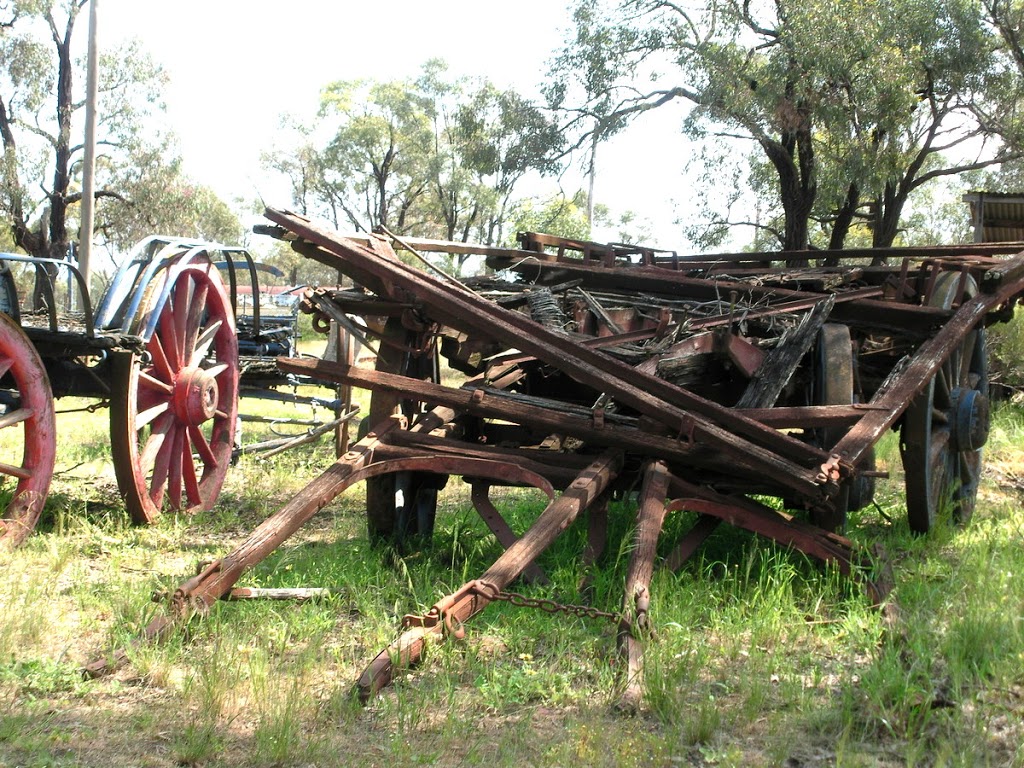 Hartlands Eucalyptus Distillery |  | 154 Hartlands Rd, Huntly North VIC 3551, Australia | 0354488227 OR +61 3 5448 8227