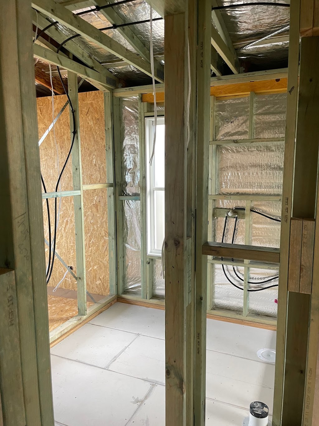 Switched industries electrical, maintenance and test and tag | 577 Yarramalong Rd, Wyong Creek NSW 2259, Australia | Phone: 0403 794 846