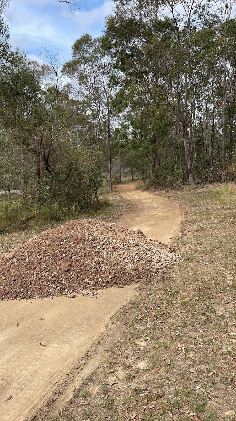 JMD Earthworks | Mount Mulgowie Rd, Mount Hallen QLD 4311, Australia | Phone: 0429 829 424