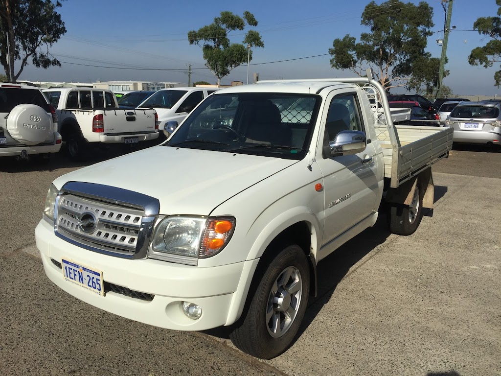 Bill Osborne transport |  | Waterbird Turn, Joondalup WA 6027, Australia | 0412064800 OR +61 412 064 800