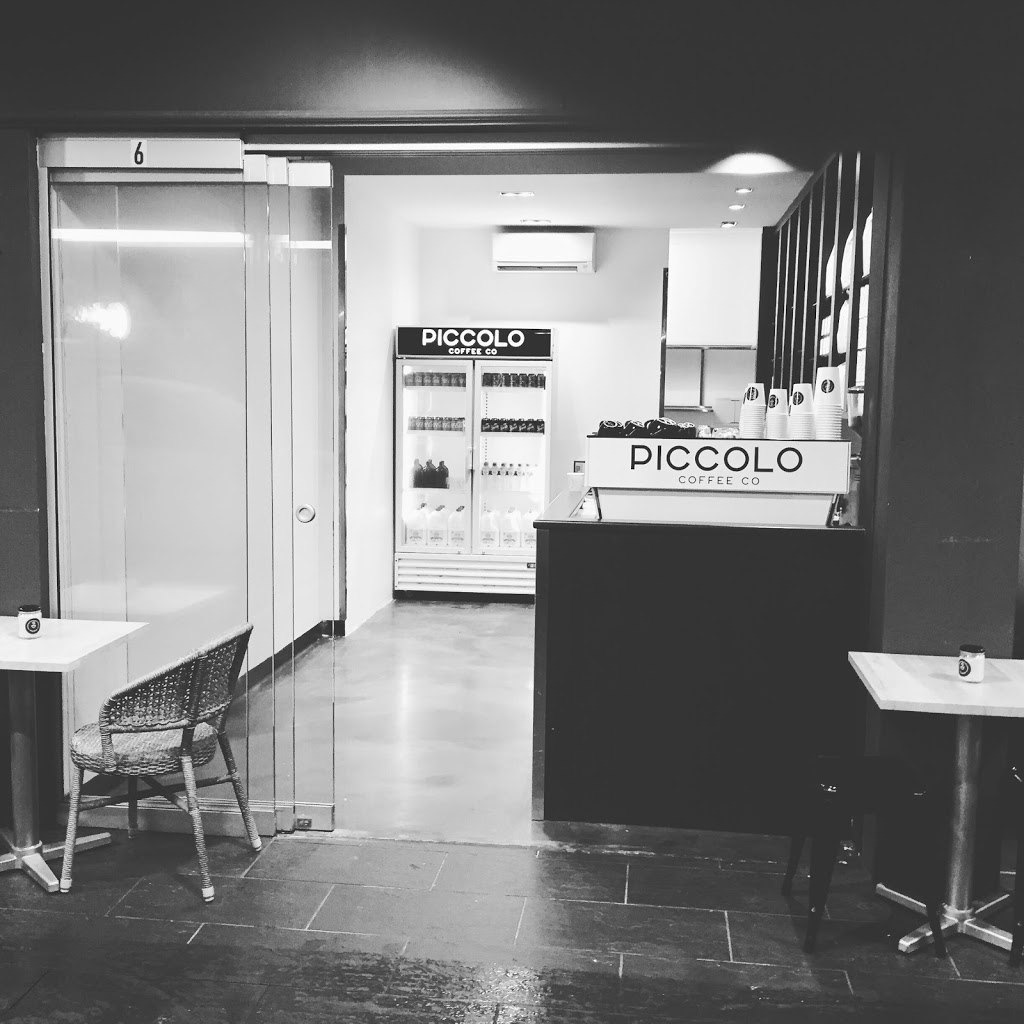 Piccolo Coffee Co | Shop 6/17 Samuel St, Camp Hill QLD 4152, Australia | Phone: 0405 547 471