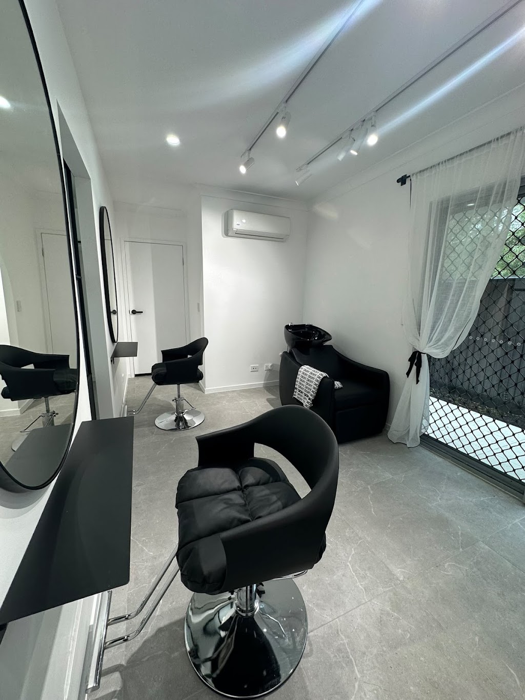 KenLeeNoHair | Careel Cl, Helensvale QLD 4212, Australia | Phone: 0430 623 512