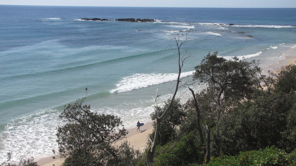 Point View Beach House | 28 Nugget St, Diggers Camp NSW 2462, Australia | Phone: 0481 214 498