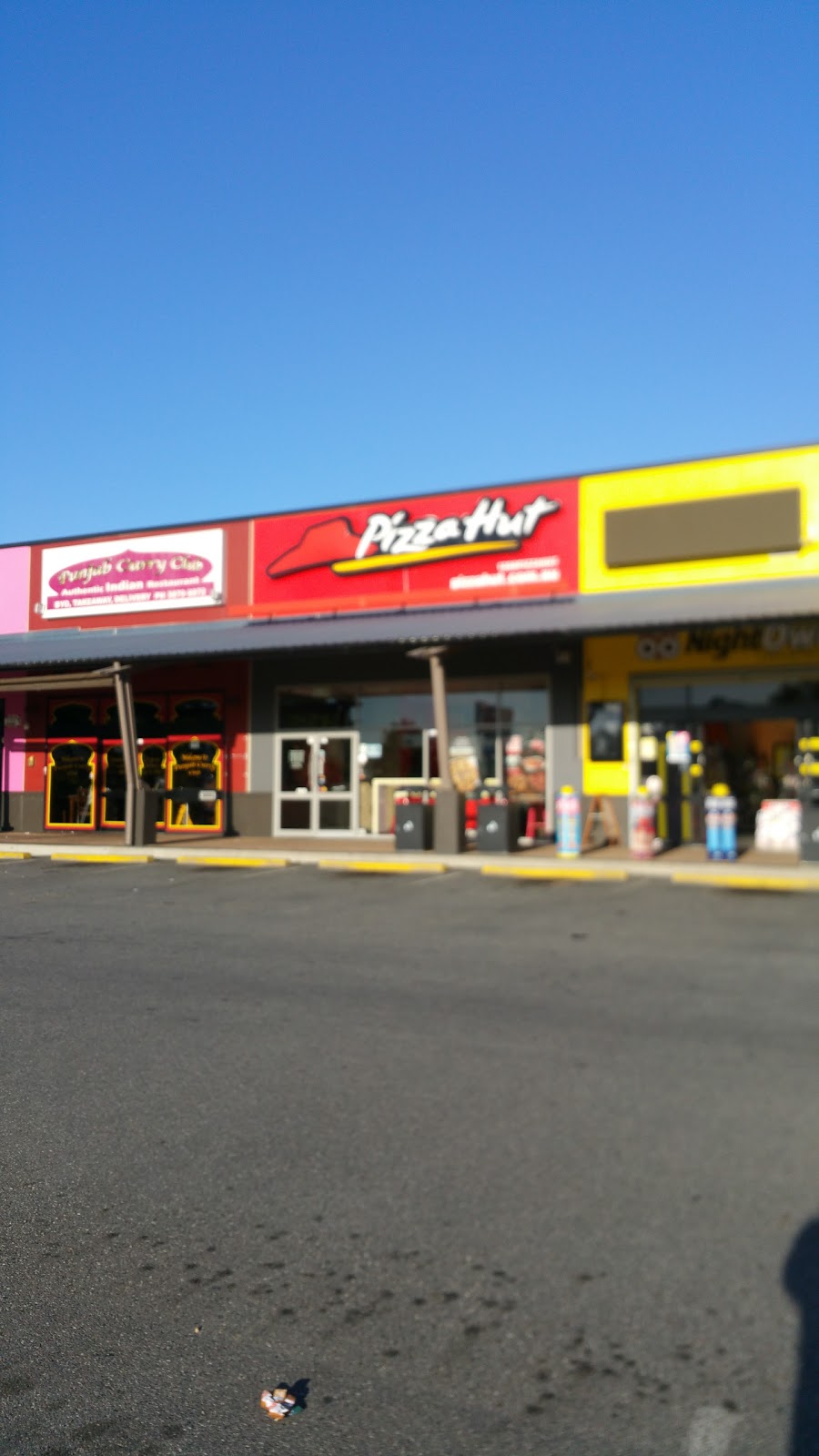 Pizza Hut Forest Lake | meal delivery | 251 Forest Lake Blvd, Forest Lake QLD 4078, Australia | 131166 OR +61 131166