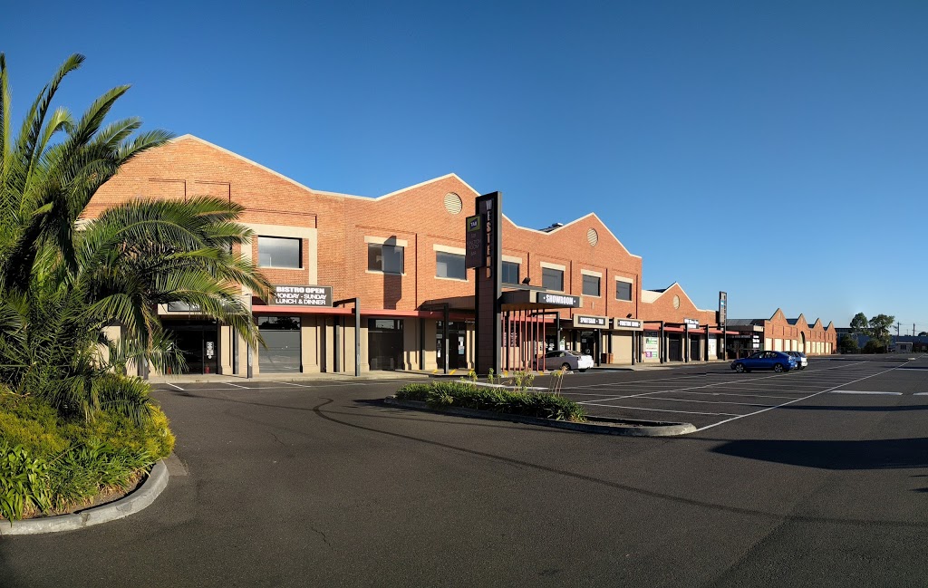 Westend Market Hotel | lodging | 47 McIntyre Rd, Sunshine VIC 3020, Australia | 0393649044 OR +61 3 9364 9044