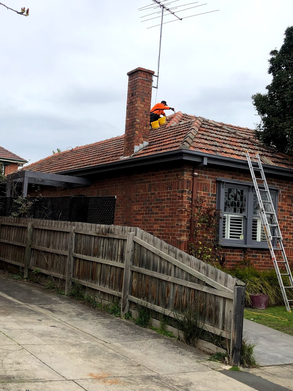 All Seasons Roofing, Roof Repairs, Leaking Roof Repairs Melbourn | 737 Burwood Road, Hawthorn, Hawthorn East VIC 3122, Australia | Phone: (03) 8862 5420