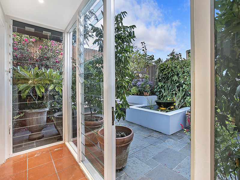 Valley Garden Landscapes | 92 Matson Cres, Miranda NSW 2228, Australia | Phone: (02) 9531 2080