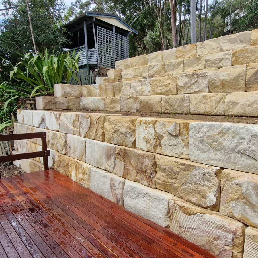 CW Structural Retaining Walls & Excavation | 242 Coal Point Rd, Coal Point NSW 2283, Australia | Phone: 0422 091 963