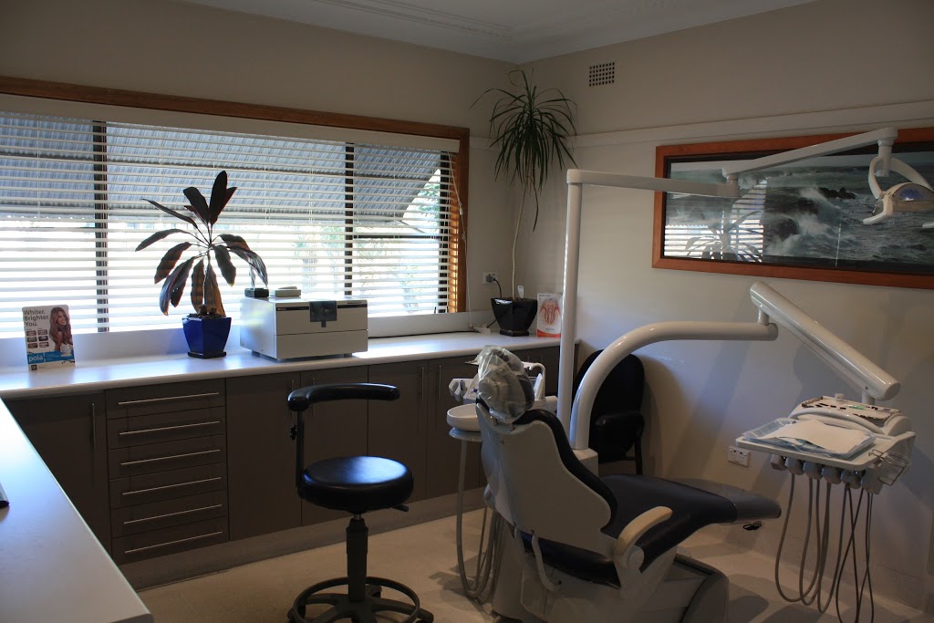 Thirroul Dental Care | dentist | 21 Raymond Rd, Thirroul NSW 2515, Australia | 0242671880 OR +61 2 4267 1880