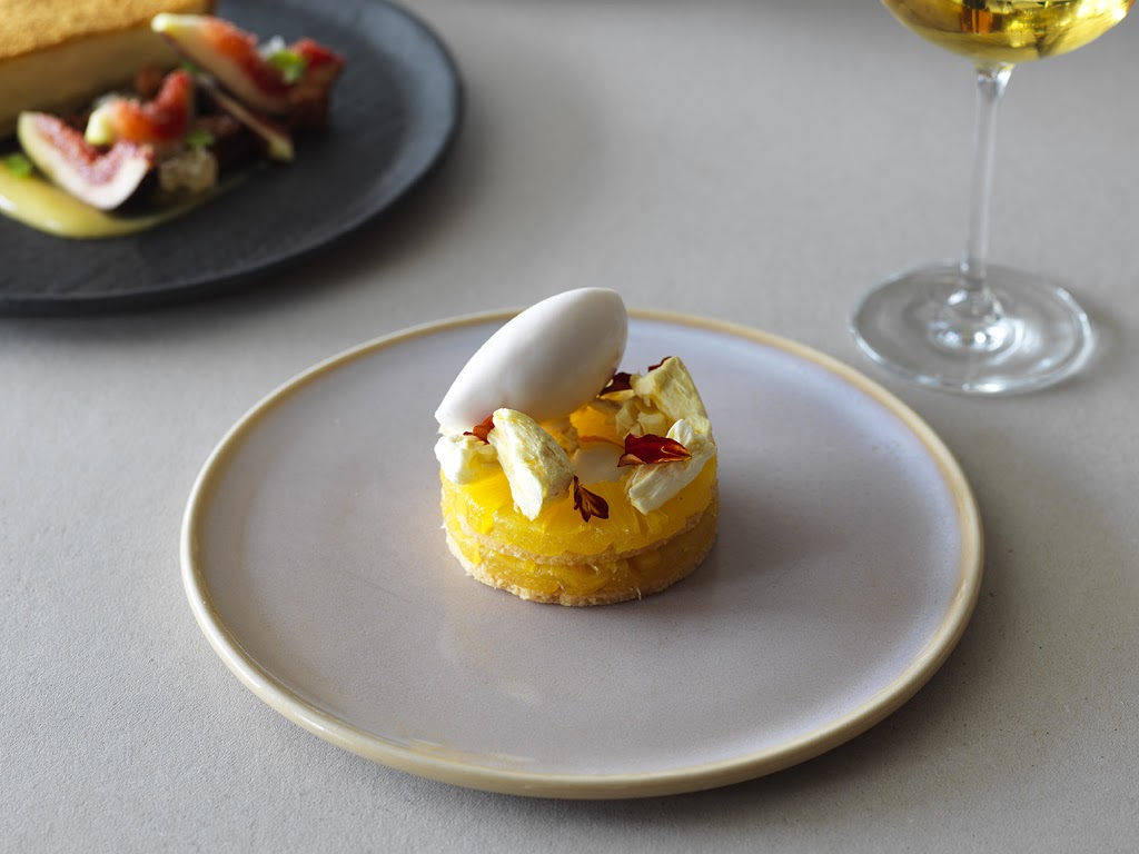 Aria Restaurant Sydney | 1 Macquarie St, Sydney NSW 2000, Australia | Phone: (02) 9240 2255