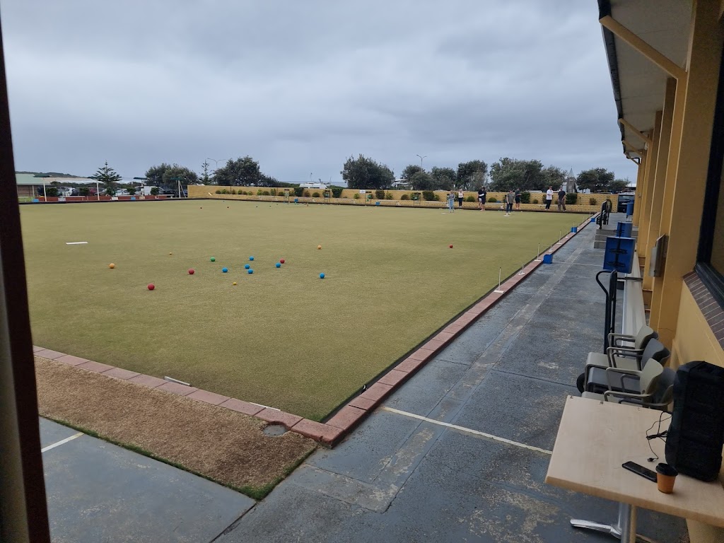 Barefoot Bowls Party | 2A Towradgi Rd, Towradgi NSW 2518, Australia | Phone: 0418 673 618